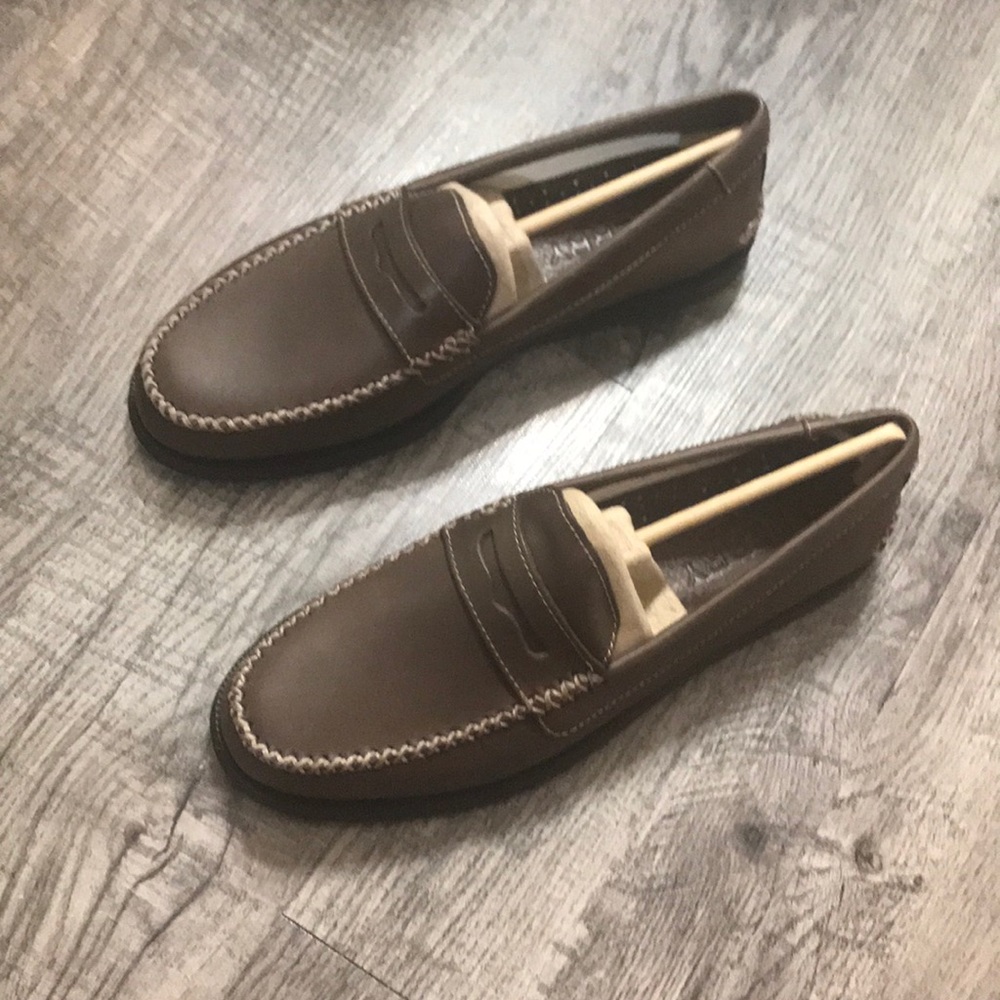 NWT Mens sperry Brown penny loafer 8.5